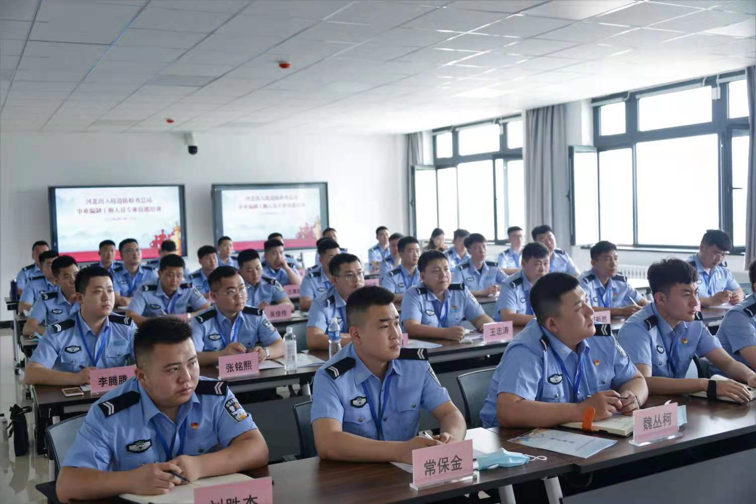 请升级浏览器版本