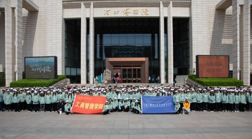 完成志愿者招募