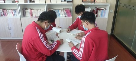 与此同时计算机技术系欧宝电竞官网帮助